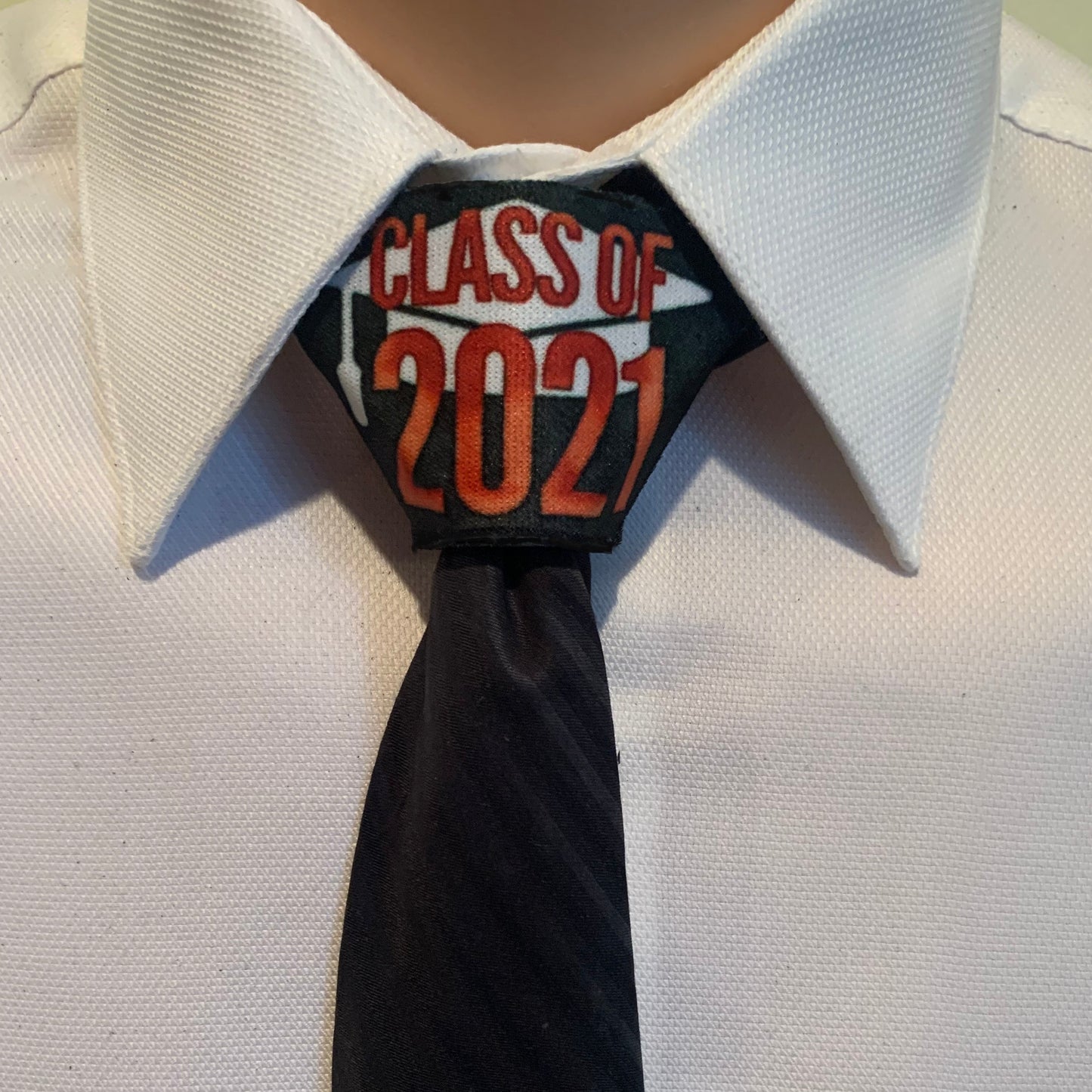 Class of 2022 Necktie Knot
