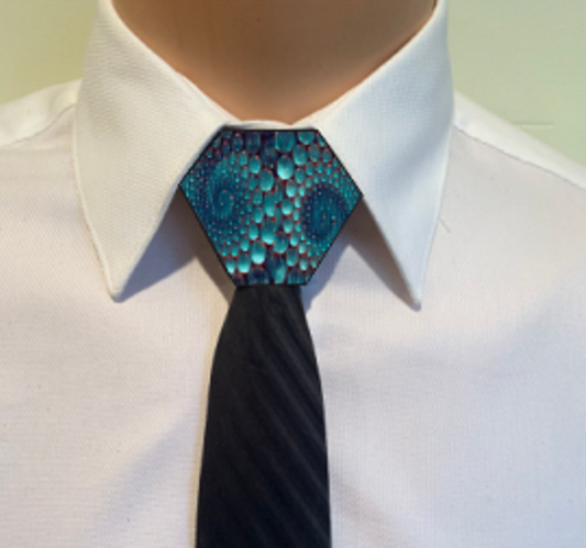 Envy Necktie Knot