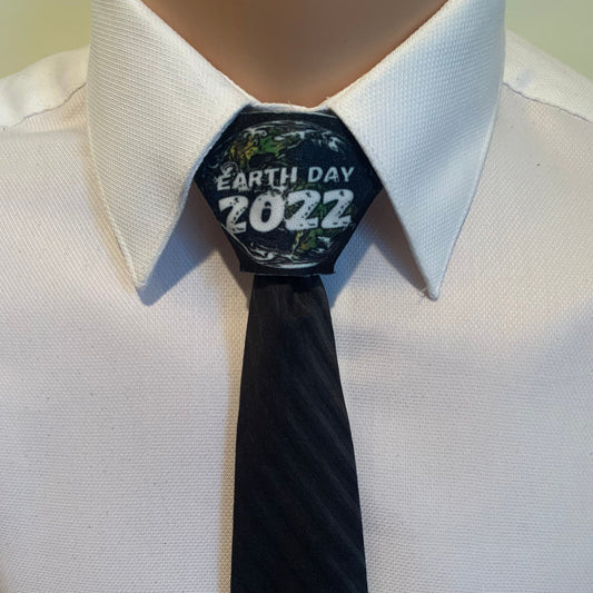 Earth  Day 2022 Necktie Knot