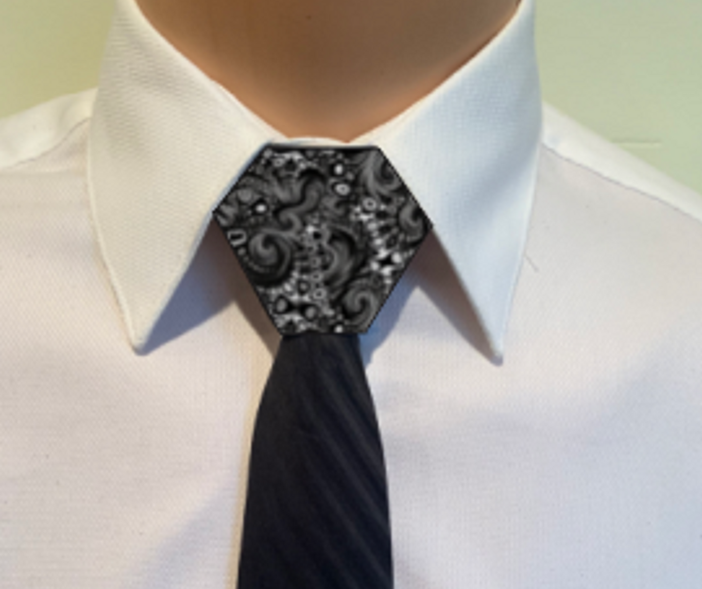 Fore Necktie Knot